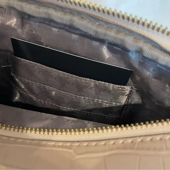 Karl Lagerfeld Maybelle Crossbody Bag - Picture 5 of 9